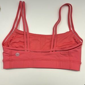 Lululemon sports bra in excellent condition